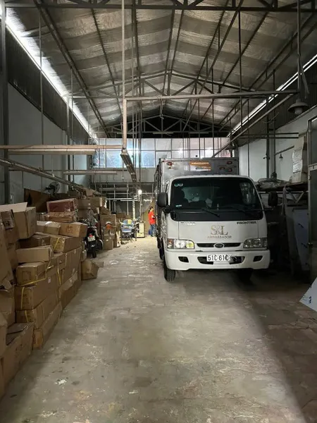⭐️ Giảm Sốc 2.4 tỷ! Nhà xưởng Đường 8m 339m2, Nở hậu – Trung Mỹ Tây 12 Q12