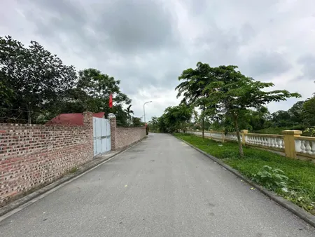 BÁN ĐẤT ĐẸP VIEW HỒ, TRỤC KINH DOANH, PHÍA TRƯỚC LÀ CHỢ, GIÁ CHỈ HƠN 5 TỶ