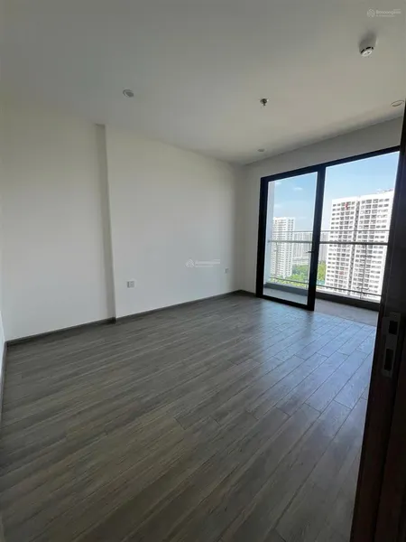 Giá chỉ 3,241 tỷ! căn hộ 2pn bs12 view trực diện quảng trường thanh toán 180 ngày