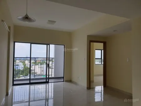 Em có một số căn hộ thủ thiêm garden, đường liên phường, quận 9. dt 50m gồm 1pn và 1wc có sổ hồng