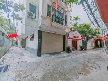 NHÀ CHÍNH CHỦ - GIÁ TỐT - Vị Trí Đẹp Tại Doãn Kế Thiện, Cầu Giấy, TPHN