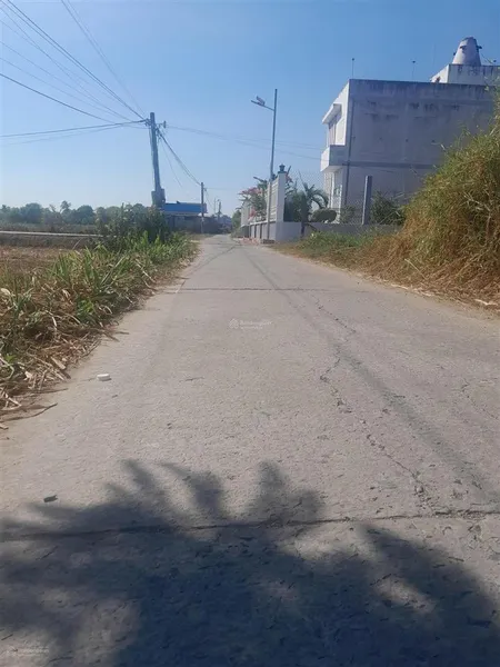 Bán đất tại đường 873b, xã tân trung, gò công, tiền giang, 650 triệu, 195 m2 có 100m2 thổ, sổ rồi