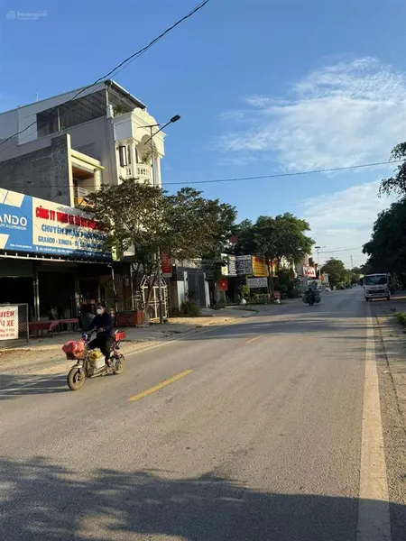 Cần tiền bán ghấp lô đất nằm ở vị trí đắc địa