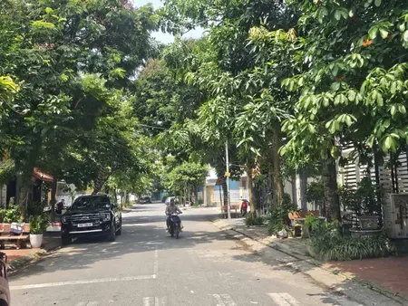 Bán nhà 4 tầng khu hud-A. Diện tích đất 86m. Nhìn vườn hoa. Làn 2 ngô tất tố. Phường võ cường bắc ninh