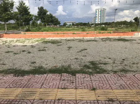 Bán đất 105.6m² ngang 5m giá 3.38 tỷ Phường Long Châu