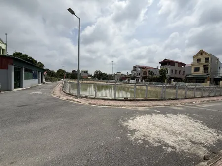 BÁN MẢNH ĐẤT VIEW HỒ TẠI KIÊU KỴ, GIA LÂM.