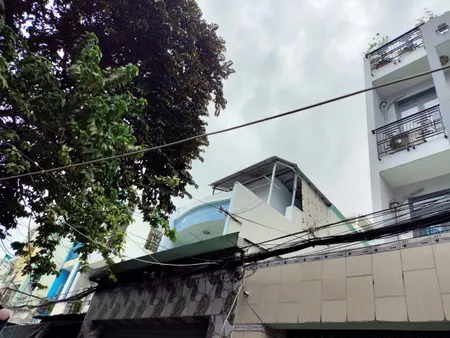 🏠 LẠC LONG QUÂN. Q11. KHU HIẾM NGƯỜI BÁN - 68M2 (4x17)💰7X TỶ - 3 TẦNG. ÔTÔ ĐẬU CỬA. ĐANG CHO THUÊ 14TR/THÁNG