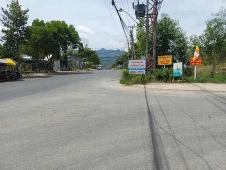 Bán đất (76.7m2, ngang 5m),mặt đường 12 m. khu tđc đất lành ,cách đường phong châu 10 m. giá 3.5 tỷ