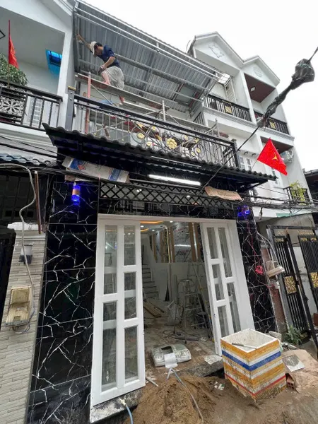 ❌❌❌ NHÀ ĐẸP - 1 LẦU,, MỚI HOÀN THIỆN - KẾ QUẬN 7 ❌❌❌