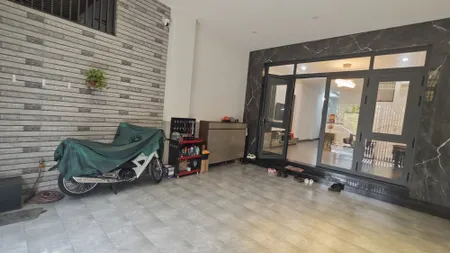 Bán nhà 100m² ngang 5m giá 11.1 tỷ Xã Nhà Bè
