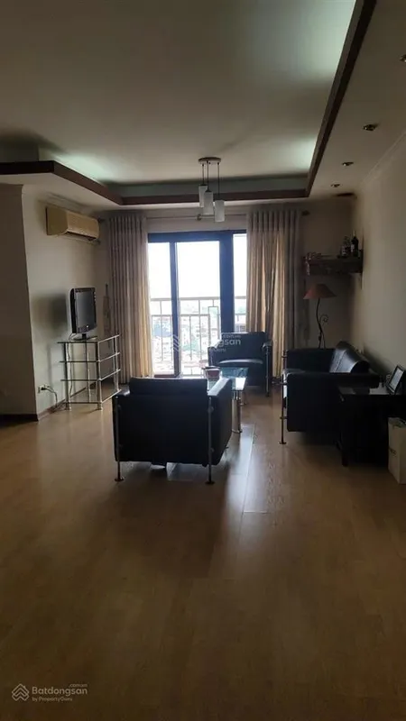 Hiếm !! em bán căn 3pn2wc 27 huỳnh thúc kháng 107m2 nt full giá 8.8 tỷ