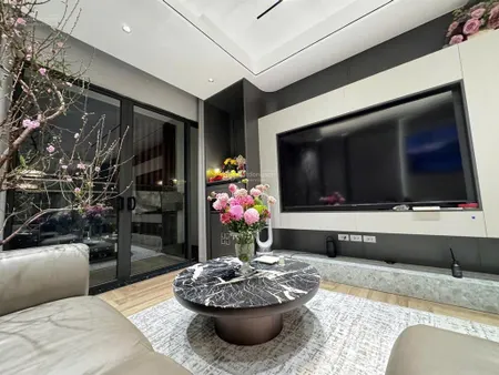 Chính chủ bán căn hộ 3pn, dt 105m2, chung cư five star kim giang, giá 8 tỷ, 0932 392 ***
