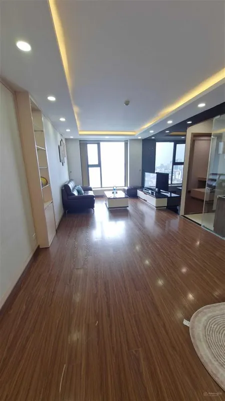 Hiếm! cần bán 2pn2wc golden field 74m2 nội thất đầy đủ giá 6.6 tỷ bao phí