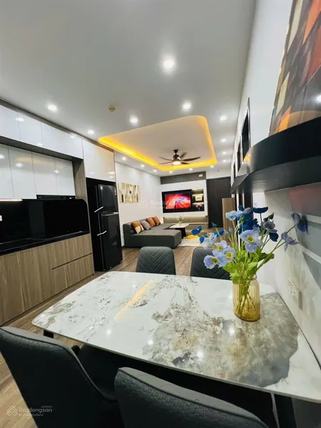 Căn hộ 2 ngủ, 58m, ban công nam thoáng mát giá cực hợp lý chỉ 4.7 tỷ