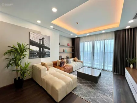 Chuyển nhà nên gia đình cần bán nhanh căn hộ 3 ngủ tại 90 nguyễn tuân . 0335 363 ***