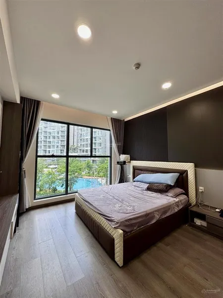 Chỉ 3tỷ nhận ngay căn góc 3pn full nt view resort 5*, sẵn hợp đồng thuê 30tr/th. tặng ô xe 400tr