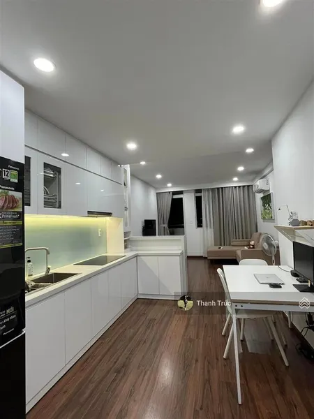 Chủ bán gấp cc screc tower q3 78m2 2pn, 2wc giá 1,88 tỷ view đẹp