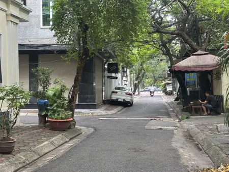 Bán nhà 53.2m² giá 22.8 tỷ Phường Láng