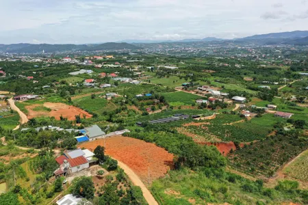 7 tỷ cho một lô đất đẹp tại xã Đông Thanh, huyện Lâm Hà rộng 3768m2 có sẵn 800m2 thổ cư