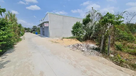 Bán đất đức hoà mặt tiền full thổ 392m2, đã tách 2 nền full thổ riêng