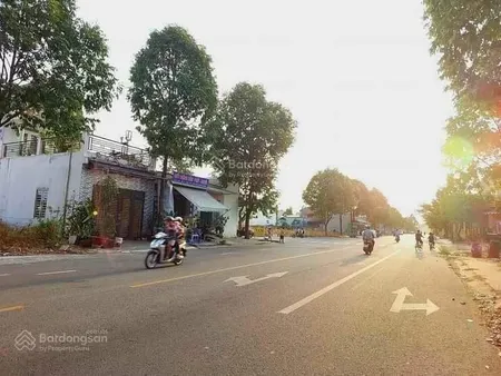 Cần bán miếng đất 135m2 thông qua kdc phú quang gần mặt tiền đường 22m thông kcx linh trung 2