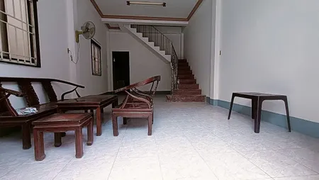 19. nhà 7 triệu 3 phòng ngủ có sân đậu ô tô gần bệnh viện Phụ Sản Cần Thơ