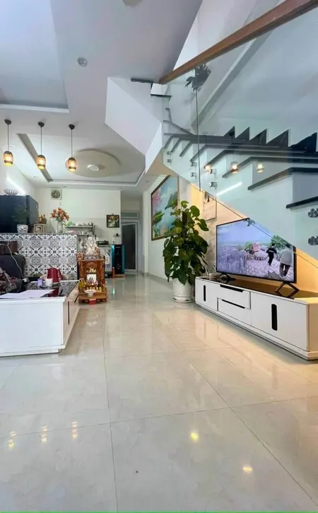 Bán Nhà đường ô tô tại Lữ Gia, Đà Lạt - Khu dân cư đông đúc sầm uất an ninh dân trí cao