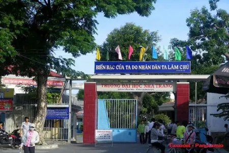 Bán nhà mặt tiền đường Nguyễn đình chiều