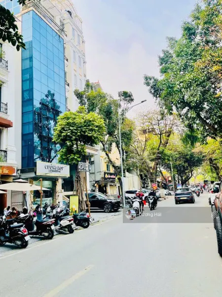 Bán nhà mặt phố Nguyễn Khang - 95m * 8Tầng Thang Máy Vỉa hè View Sông Tô Lịch Thơ Mộng KDVP