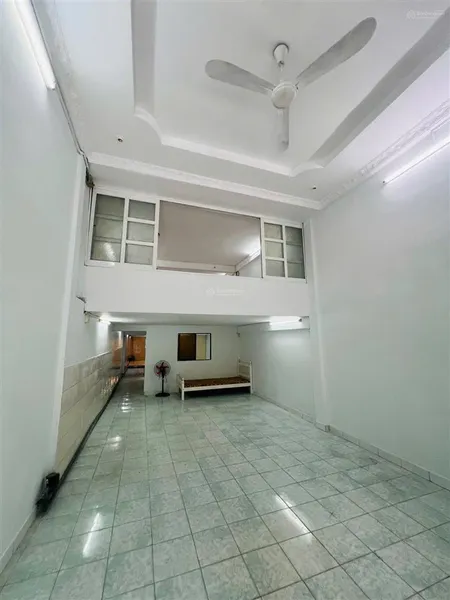 Cần tiền bán chung cư nguyễn trãi, quận 5 112m2 shr