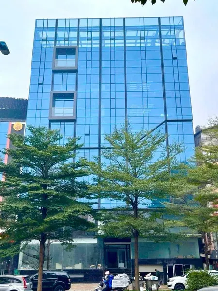 Mở bán tòa nhà với 20m mặt tiền tại láng hòa lạc quá thich hợp mở nhà hàng , khach sạn , văn phòng công ty