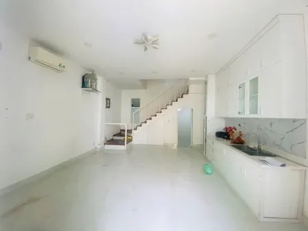 Nhà 2 Lầu Trường Thọ Thủ Đức Ngang 5m Giá Chỉ 4 tỷ