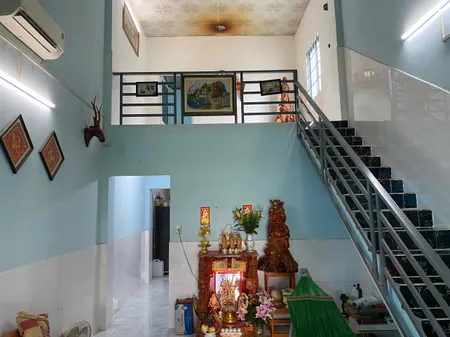 BÁN NHÀ GÁC LỬNG – SỔ RIÊNG THỔ CƯ. 200m2. Chỉ 2Tỷ4. Ô Tô
