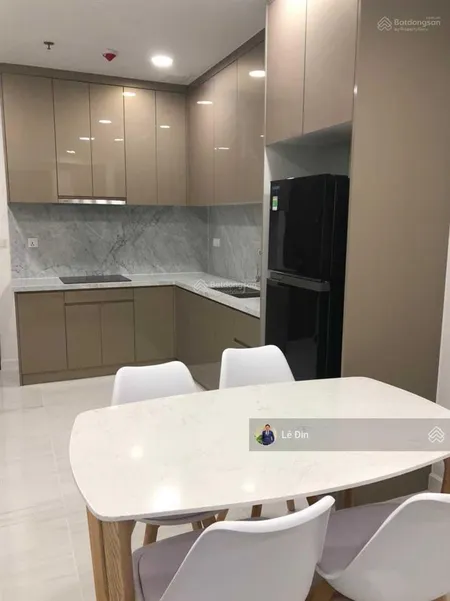 Chính chủ kẹt tiền bán lỗ 1pn 50m2 kingdom 101 view quận 1 xem pháo hoa, full nt. 0989 723 ***