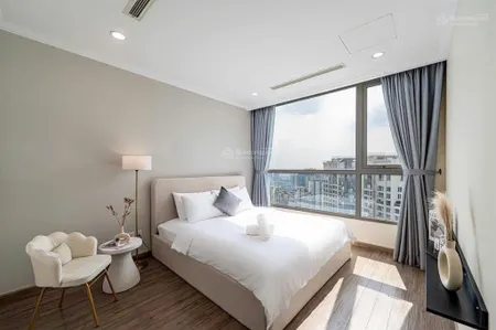 Bán gấp căn hộ 72m2, 2pn, 2wc tại park legend giá siêu hời, 5,5 tỷ, hỗ trợ vay. 0933 813 ***