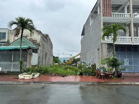 Bán đất 94.5m² ngang 4.5m giá 2.7 tỷ đường N1, khu hành chính tỉnh, phường Long Châu