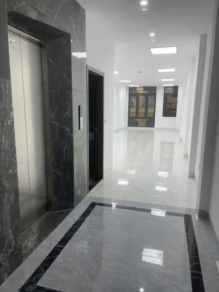 Nhà mình cho thuê nhà mới, lô góc ,vỉa hè, 96m2- 4T, Chùa Láng_28 Tr