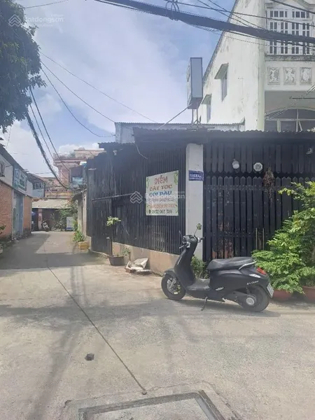 138m2 6.5 x 23 lô góc 2 mt nguyễn văn quá đất rẻ đẹp làm nhà xưởng chdv sồ nở hậu
