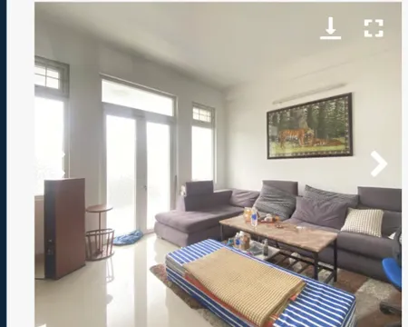 - Nhà 3 tầng 2 mặt tiền, tô Hiến Thành gần Võ Văn Kiệt và sát bãi tắm mỹ khê.