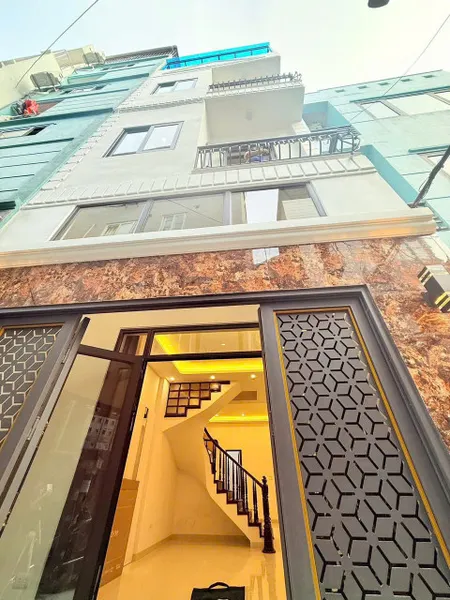 NHÀ ĐẸP - GIÁ TỐT - Vị Trí Đắc Địa Tại Cổ Nhuế, Bắc Từ Liêm, Hà Nội