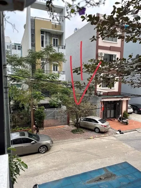 BÁN ĐẤT KHU ĐẤU NỐI,CAO XANH