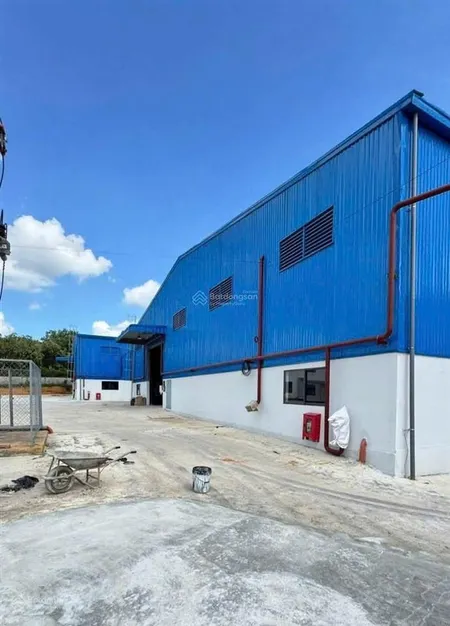 Bán nhà xưởng vĩnh tân tân uyên bình dương diện tích 39.000m2 giá 215 tỷ đang thu nhập 1,72 tỷ/1 th