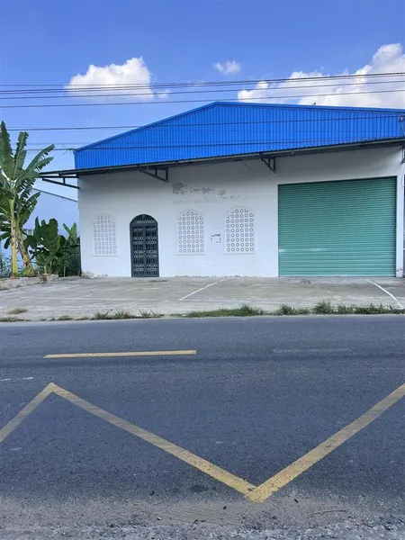 Nhà xưởng kết hợp nhà ở, kinh doanh