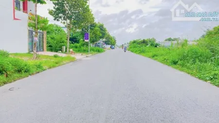 Cho thuê đất ngang 10m mặt tiền đường Trần Văn Trà 8 triệu