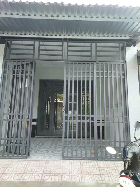 Bán nhà 100m² ngang 5m giá 1.9 tỷ trục chính KDC phường 9, nay là Phường Long Châu