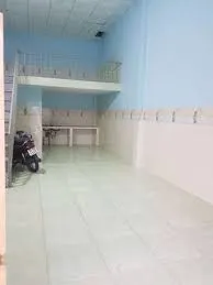 Bán dãy trọ Mỹ Phước 3 full phòng, thu nhập gần 10 triệu/tháng. Chủ cần vốn trả ngân hàng nên để lại 1 TỶ 770, sổ hồng riêng. Liên hệ: 0879.819.662 Văn Lực – Gần KCN, nhu cầu thuê cao