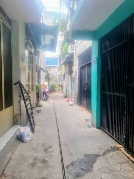 Bán nhà 24.4m² ngang 4m giá 2.68 tỷ