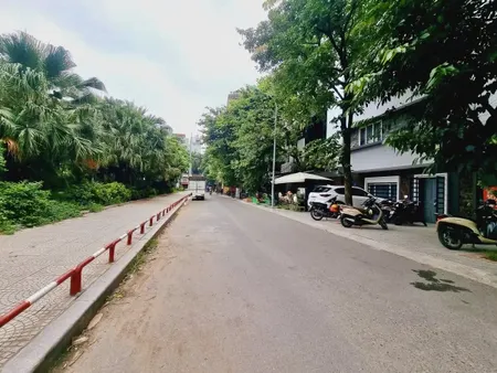 🔥 SIÊU PHẨM HOÀNG CẦU - 53M² - 7T THANG MÁY - GARA - NGÕ NÔNG Ô TÔ TRÁNH - Ở/VĂN PHÒNG