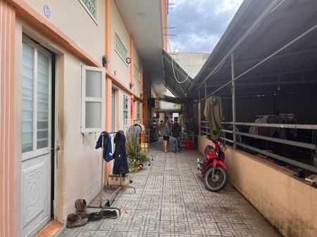 Cho thuê phòng trọ 35m2 rộng thoáng đẹp và an ninh tại Phường Phú Hữu, Quận 9 giá 1,8 triệu/ tháng