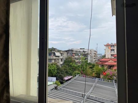 Mình pass phòng cửa sổ to chỉ 4tr - Phạm Văn Đồng P13 Bình Thạnh - dưới chân cầu Bình Lợi